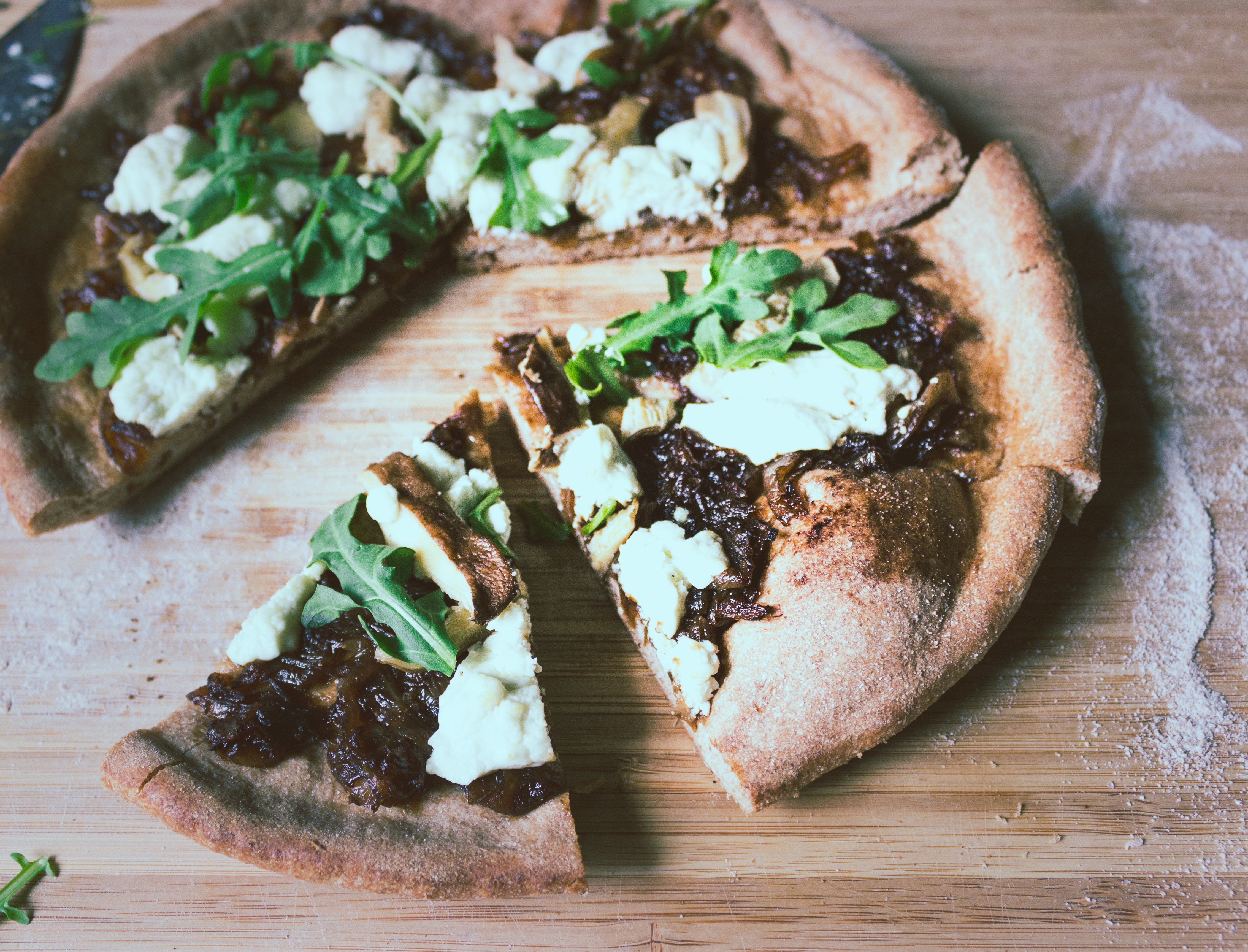 Meatless Monday :Fun-guy Pizza | SoulBeet