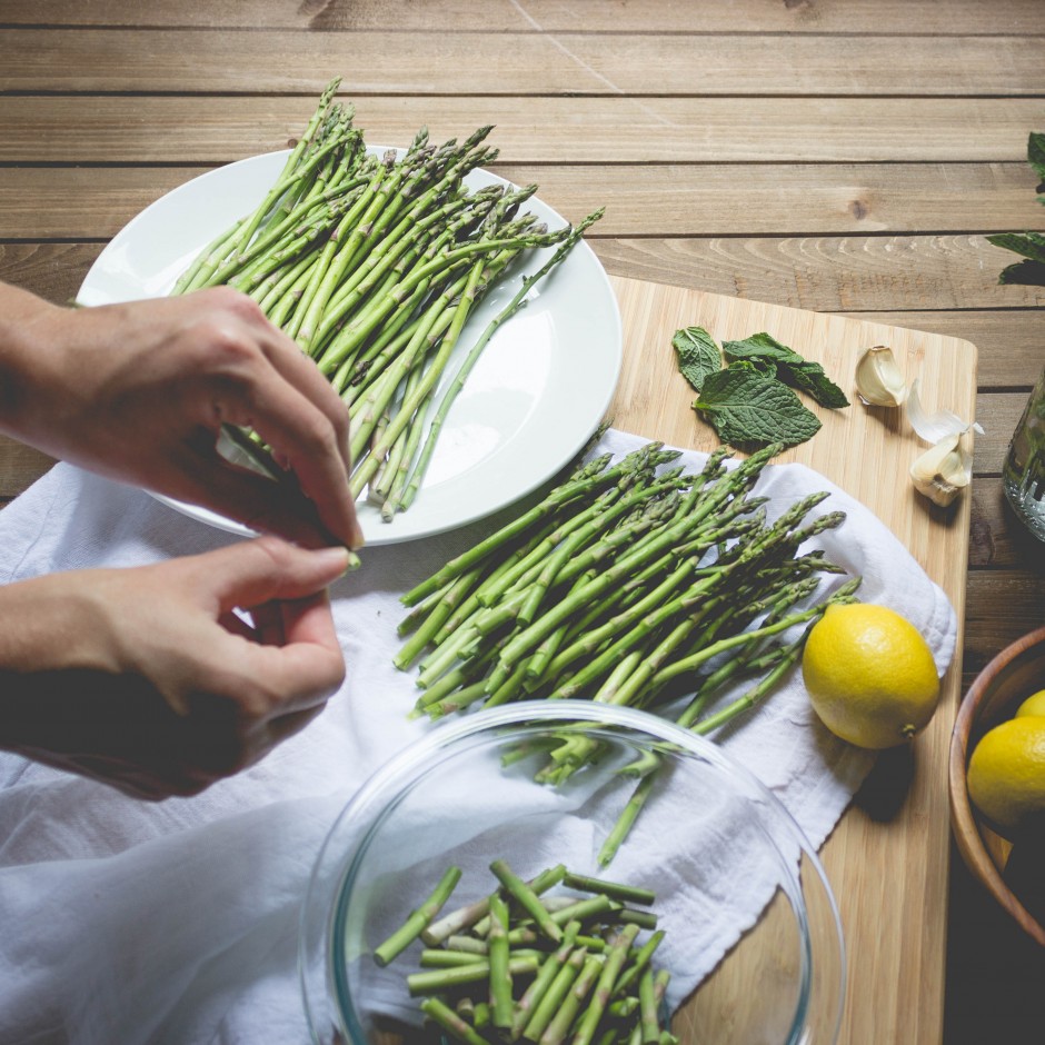 Meatless Monday: Sautéed Asparagus with Mint and Lemon