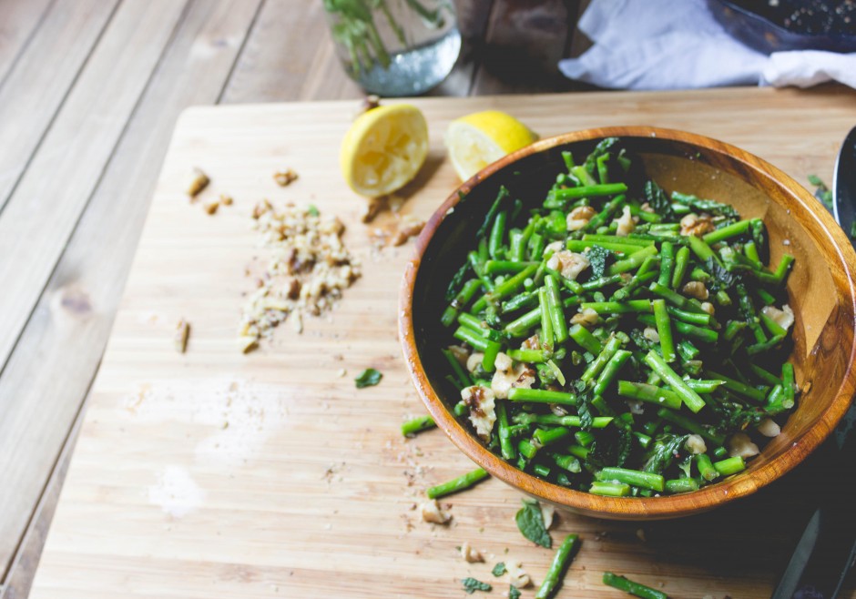 Meatless Monday: Sautéed Asparagus with Mint and Lemon